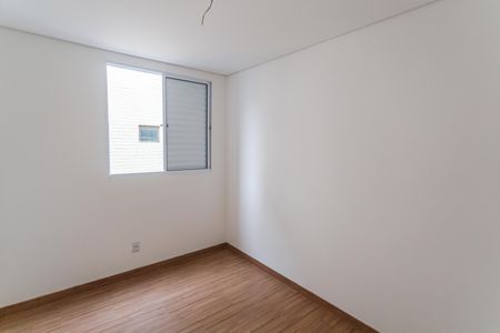 Apartamento à venda com 134m², 3 quartos e 2 vagasQuarto 2