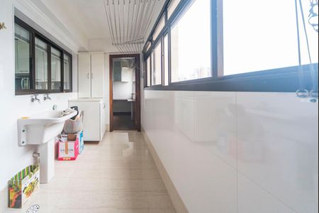 Apartamento para alugar com 188m², 3 quartos e 3 vagasÁrea de Serviço