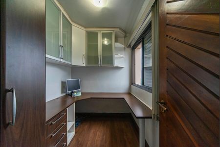 Apartamento para alugar com 188m², 3 quartos e 3 vagasEscritório