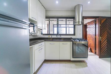Apartamento para alugar com 188m², 3 quartos e 3 vagasCozinha 