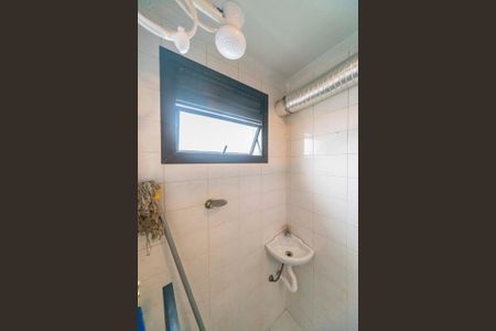 Apartamento para alugar com 188m², 3 quartos e 3 vagasBanheiro de serviço