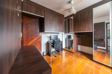 Apartamento para alugar com 188m², 3 quartos e 3 vagasQuarto 2