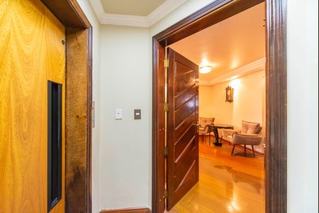 Apartamento para alugar com 188m², 3 quartos e 3 vagasHall Privativo