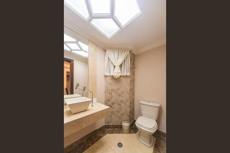 Apartamento para alugar com 188m², 3 quartos e 3 vagasLavabo