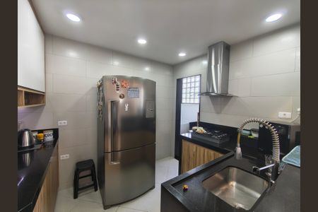 Casa de condomínio à venda com 389m², 4 quartos e 5 vagas Casa de condomínio à venda com 389m², 4 quartos e 5 vagasCozinha