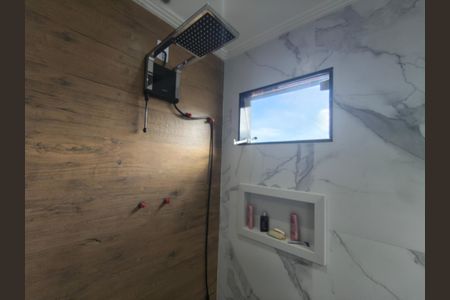 Casa de condomínio à venda com 389m², 4 quartos e 5 vagas Casa de condomínio à venda com 389m², 4 quartos e 5 vagasBanheiro Suite 3