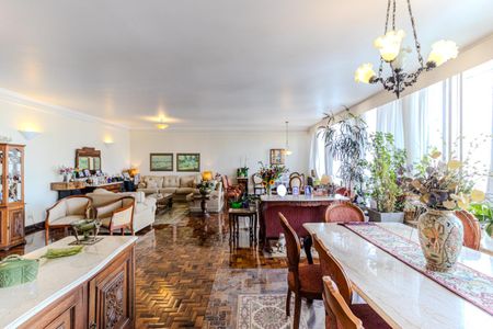 Apartamento à venda com 280m², 5 quartos e 5 vagasSala