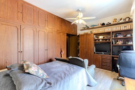 Apartamento à venda com 280m², 5 quartos e 5 vagasSuíte 2