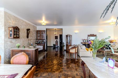 Apartamento à venda com 280m², 5 quartos e 5 vagasSala