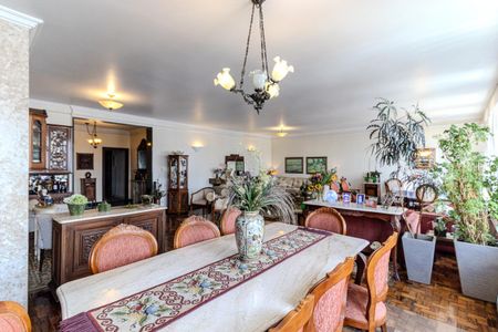 Apartamento à venda com 280m², 5 quartos e 5 vagasSala