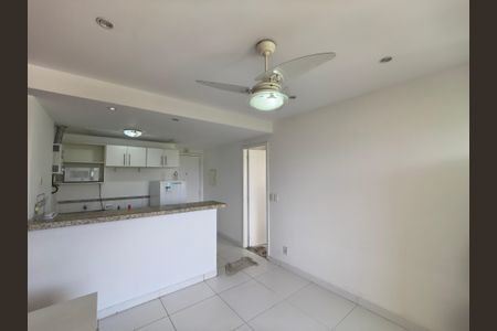 Sala e Cozinha de apartamento para alugar com 1 quarto, 55m² em Barra Olímpica, Rio de Janeiro