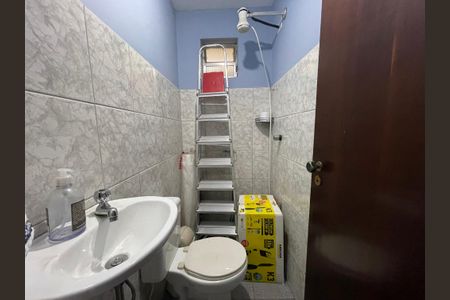 Casa à venda com 120m², 2 quartos e 2 vagasBanheiro 4