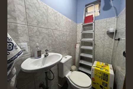 Casa à venda com 120m², 2 quartos e 2 vagasBanheiro 4