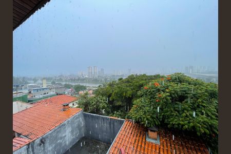 Casa à venda com 120m², 2 quartos e 2 vagasVaranda