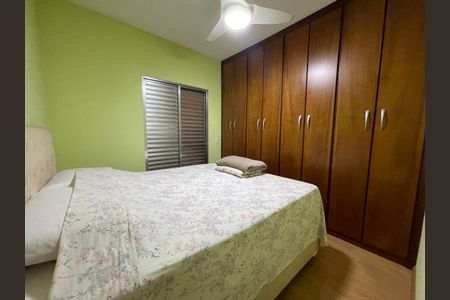 Casa à venda com 120m², 2 quartos e 2 vagasQuarto 1