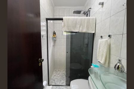 Casa à venda com 120m², 2 quartos e 2 vagasBanheiro 1