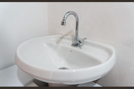 Apartamento para alugar com 36m², 2 quartos e sem vagaBanheiro