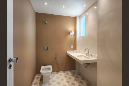 Apartamento à venda com 125m², 3 quartos e 1 vaga Apartamento à venda com 125m², 3 quartos e 1 vagaBanheiro Corredor