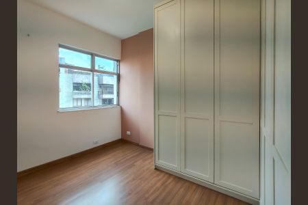 Apartamento à venda com 125m², 3 quartos e 1 vaga Apartamento à venda com 125m², 3 quartos e 1 vagaQuarto 1