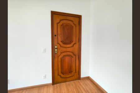 Apartamento à venda com 125m², 3 quartos e 1 vaga Apartamento à venda com 125m², 3 quartos e 1 vagaEntrada