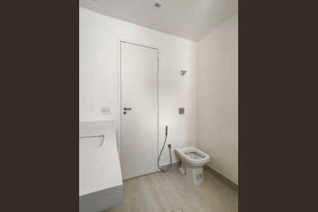 Apartamento à venda com 125m², 3 quartos e 1 vaga Apartamento à venda com 125m², 3 quartos e 1 vagaBanheiro da Suíte