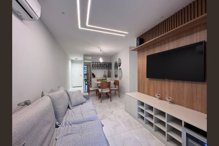 Sala de apartamento para alugar com 3 quartos, 89m² em Recreio dos Bandeirantes, Rio de Janeiro