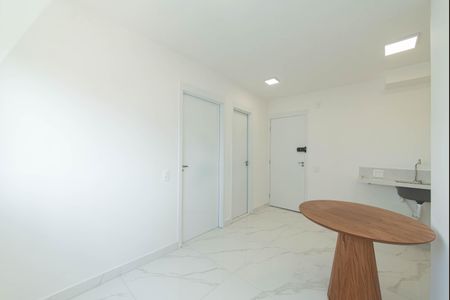 Sala de apartamento para alugar com 2 quartos, 33m² em Jardim Caravelas, São Paulo