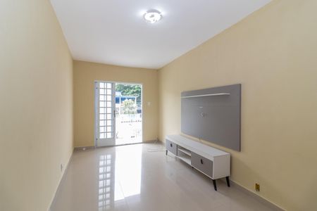 Casa para alugar com 2 quartos, 82m² em Realengo, Rio de Janeiro