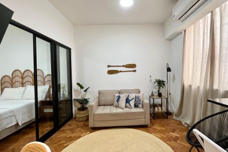Sala  de apartamento à venda com 1 quarto, 35m² em Copacabana, Rio de Janeiro