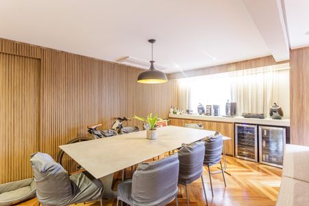 Sala de apartamento à venda com 2 quartos, 105m² em Moema, São Paulo