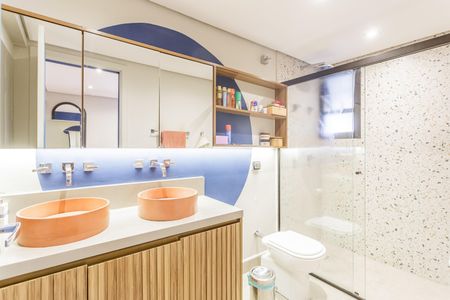 Apartamento à venda com 105m², 2 quartos e 1 vagaBanheiro da Suíte