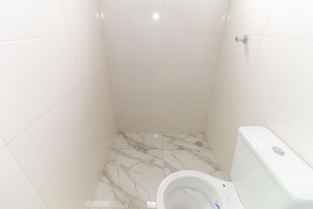 Casa para alugar com 87m², 2 quartos e 2 vagasBanheiro da Suíte 2