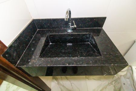 Casa para alugar com 87m², 2 quartos e 2 vagasBanheiro da Suíte 1