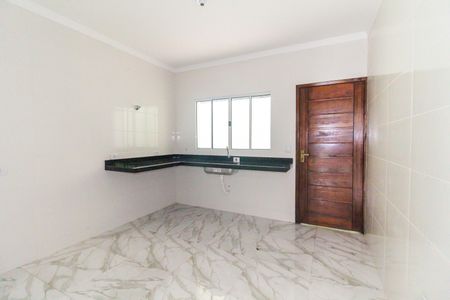 Casa para alugar com 87m², 2 quartos e 2 vagasCozinha