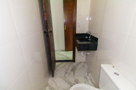 Casa para alugar com 87m², 2 quartos e 2 vagasBanheiro da Suíte 1