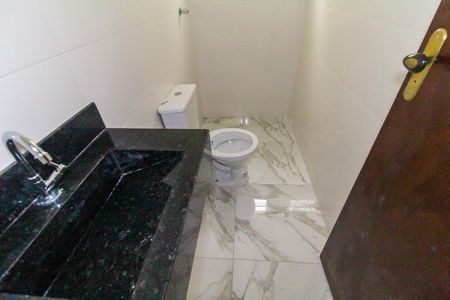 Casa para alugar com 87m², 2 quartos e 2 vagasBanheiro da Suíte 1