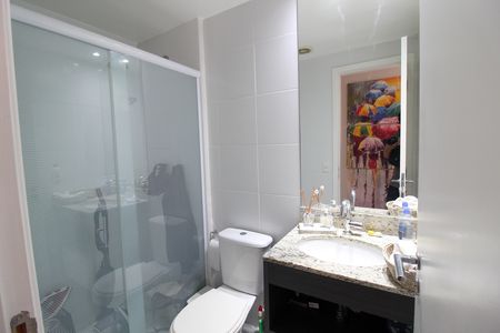 Apartamento à venda com 60m², 2 quartos e 1 vaga Apartamento à venda com 60m², 2 quartos e 1 vagaBanheiro