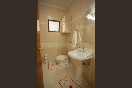 Casa à venda com 260m², 3 quartos e 4 vagas Casa à venda com 260m², 3 quartos e 4 vagasLAVABO