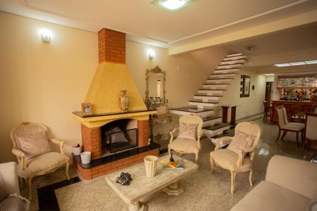 SALA de casa à venda com 3 quartos, 260m² em Parque Sao Domingos, São Paulo