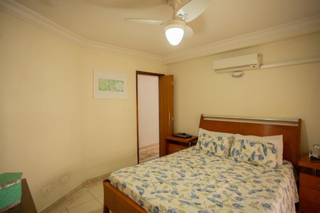 SUÍTE 1 de casa à venda com 3 quartos, 260m² em Parque Sao Domingos, São Paulo