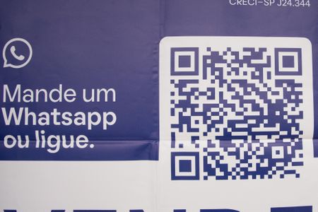 Casa à venda com 260m², 3 quartos e 4 vagas Casa à venda com 260m², 3 quartos e 4 vagasPLAQUINHA