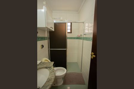 Casa à venda com 260m², 3 quartos e 4 vagas Casa à venda com 260m², 3 quartos e 4 vagasBANHEIRO DA SUÍTE 2