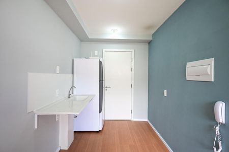 Cozinha de kitnet/studio à venda com 1 quarto, 17m² em Jardim Monte Kemel, São Paulo