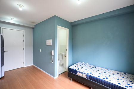 Sala/Quarto de kitnet/studio à venda com 1 quarto, 17m² em Jardim Monte Kemel, São Paulo