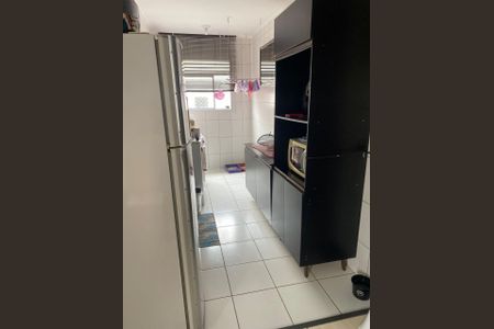 Cozinha de apartamento para alugar com 2 quartos, 48m² em Metalúrgicos, Osasco