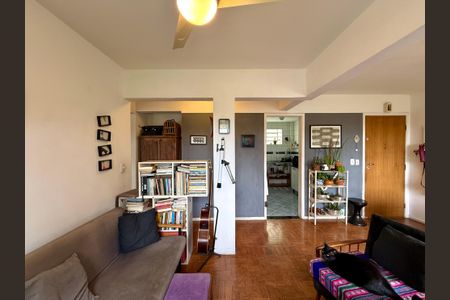 Apartamento à venda com 62m², 2 quartos e 1 vagaSala