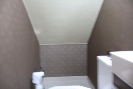 Casa à venda com 144m², 2 quartos e 2 vagasLavabo