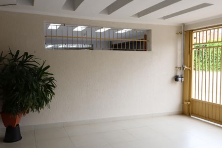 Casa à venda com 144m², 2 quartos e 2 vagasGaragem