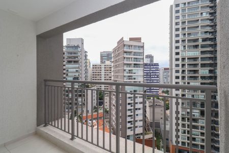 Varanda de kitnet/studio para alugar com 1 quarto, 26m² em Pompeia, São Paulo
