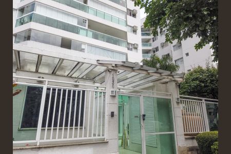 Apartamento para alugar com 130m², 3 quartos e 2 vagasFachada